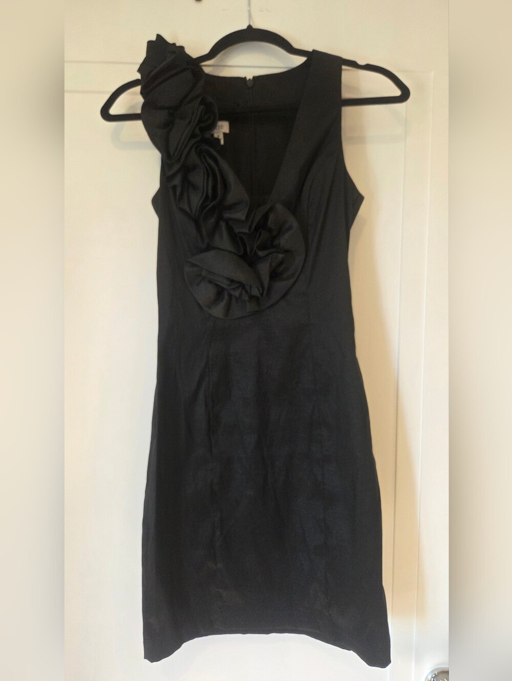 Cache Black One-Shoulder Ruffle-Detail Dress